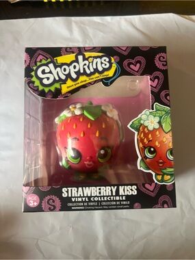 Shopkins Strawberry Kiss Red and Green Vinyl Collectible